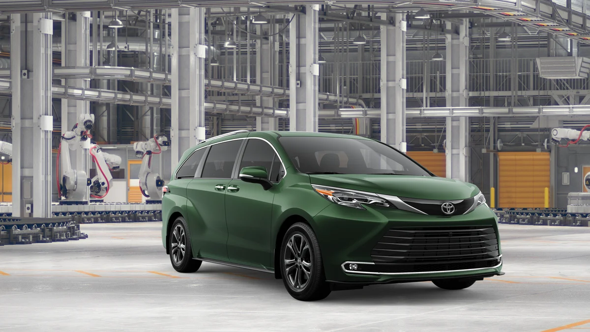 New 2026 Cypress Toyota Platinum image 15