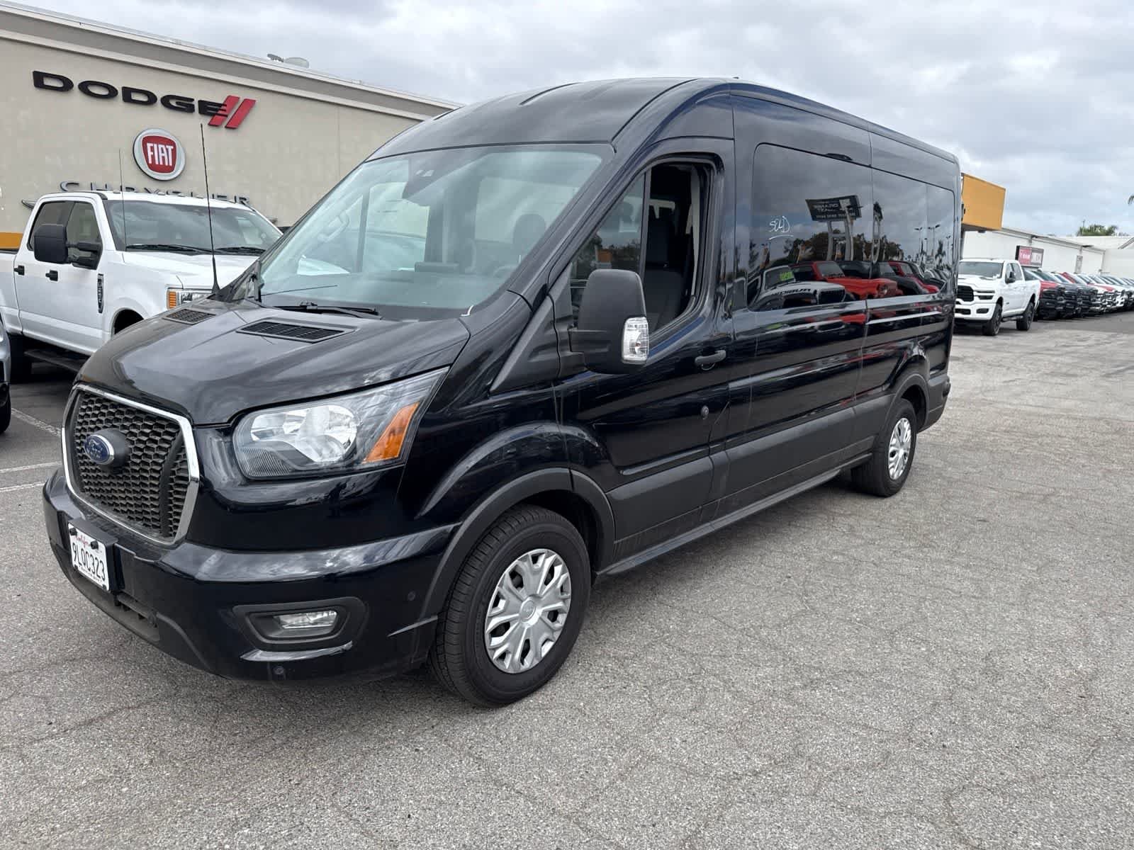 Used 2024 Agate Black Metallic Ford XLT image 19