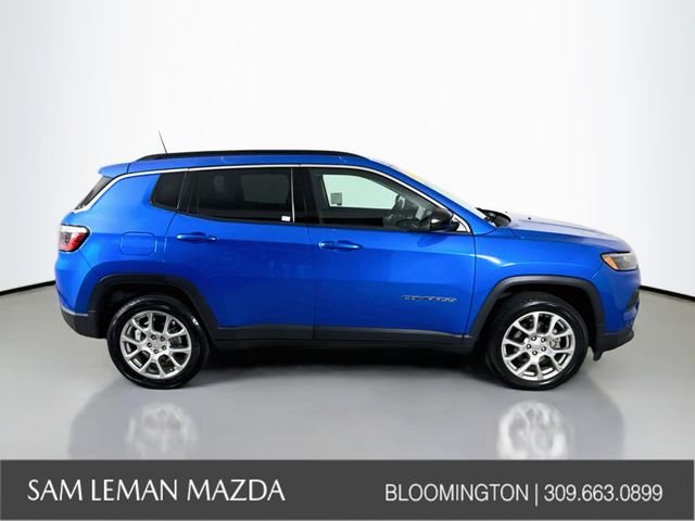 Used 2022 Blue Jeep Latitude Lux image 8
