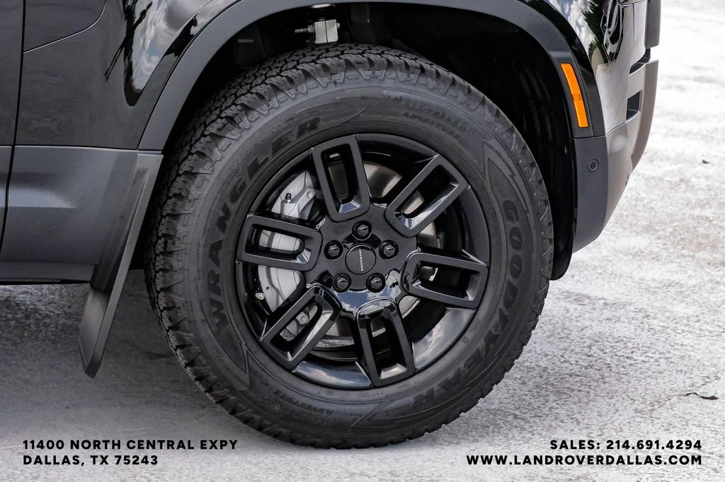 Used 2026 Black Land Rover S image 57