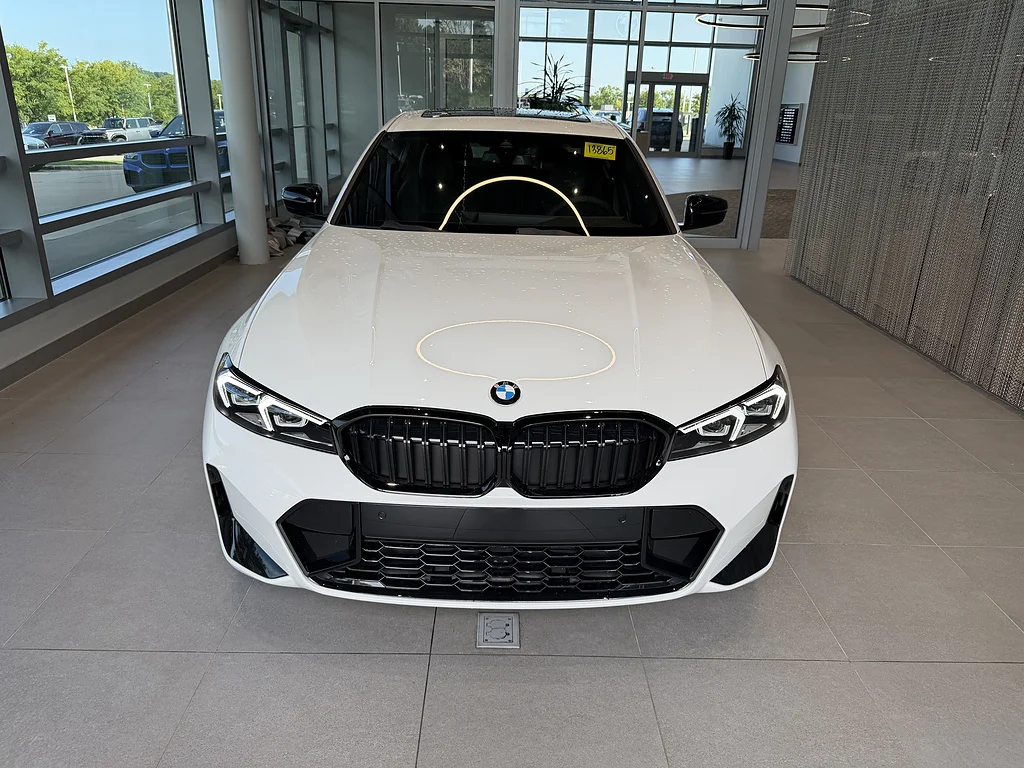 New 2026 Alpine White BMW xDrive NA image 2