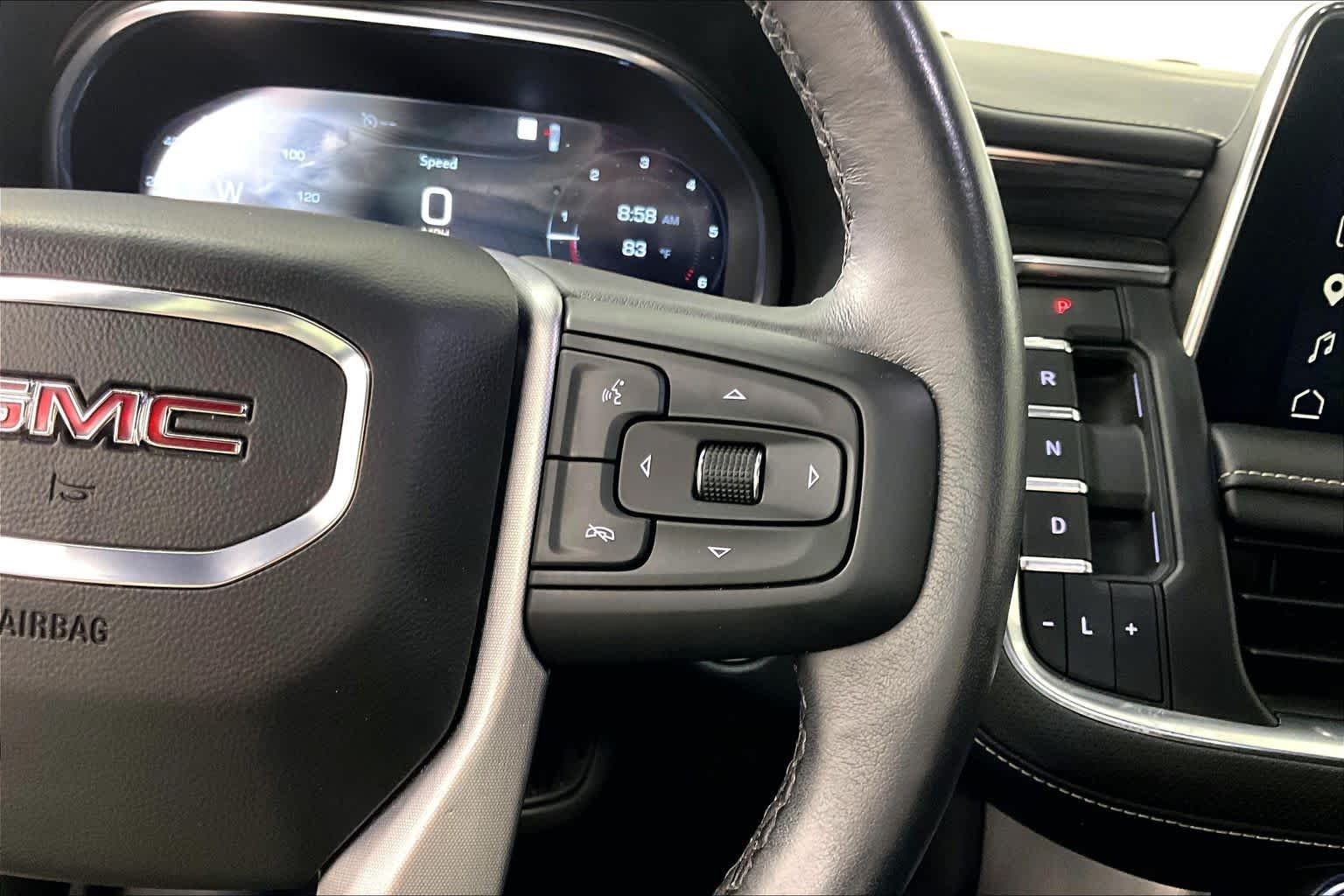 Used 2022 White Frost Tricoat GMC SLT image 24