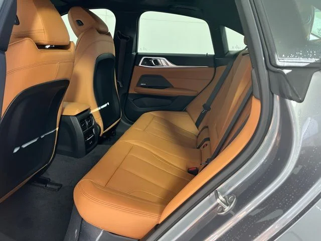 New 2026 Skyscraper Grey Metallic BMW xDrive40 image 14