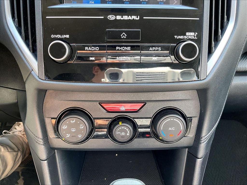 Used 2020 Ice Silver Metallic Subaru Base image 25