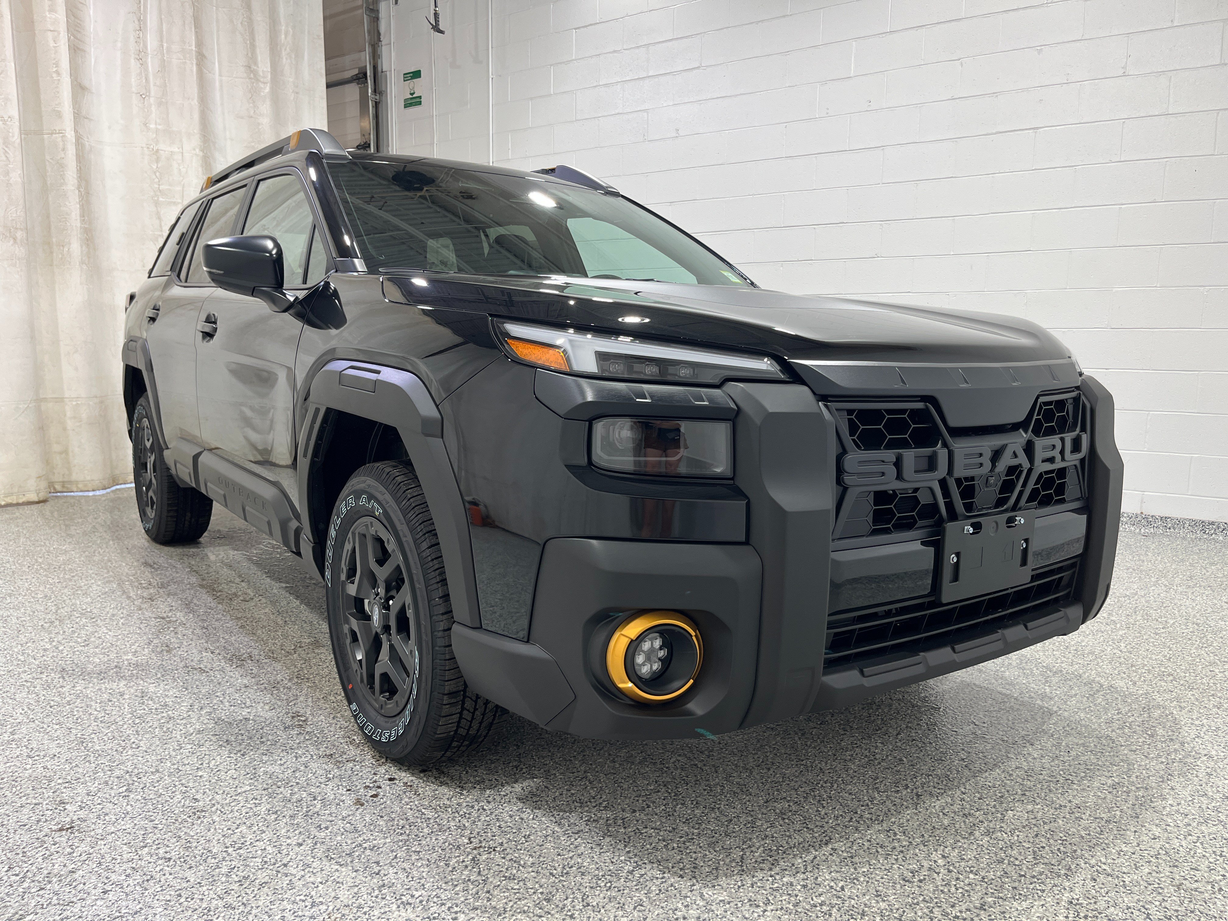 New 2026 CRYSTAL BLACK SILICA Subaru Wilderness image 9