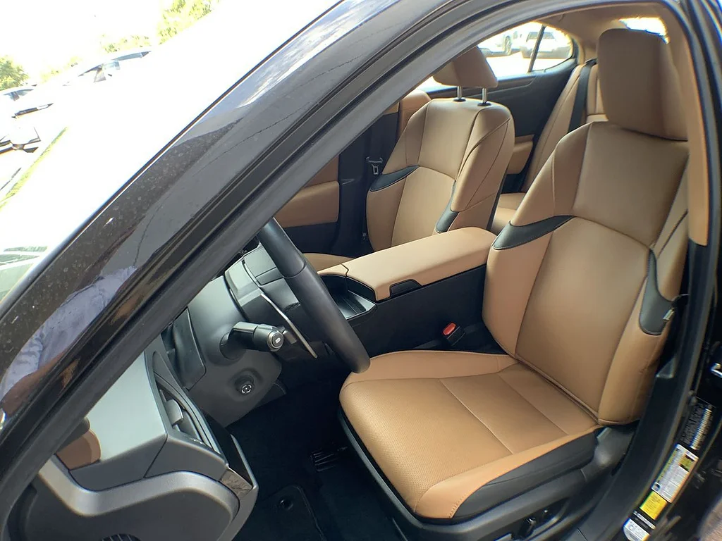 Certified Used 2025 Caviar Lexus 350 image 11