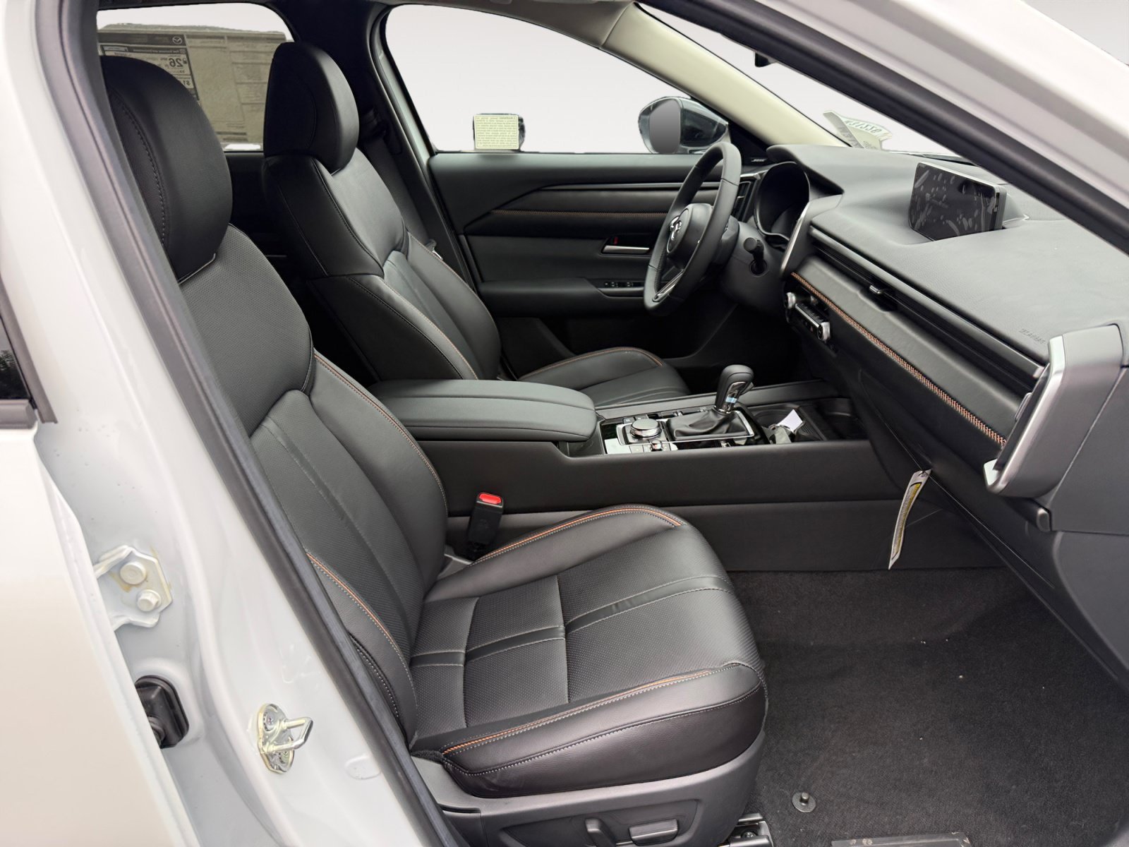 New 2026 Wind Chill Pearl Mazda 2.5 S Premium image 19