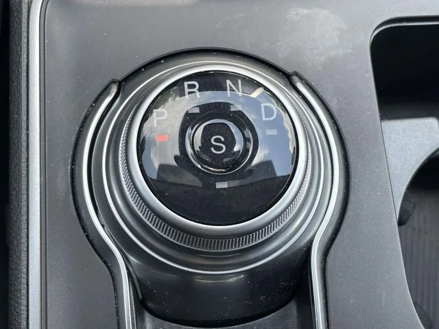 Used 2024 Gray Ford SE image 38
