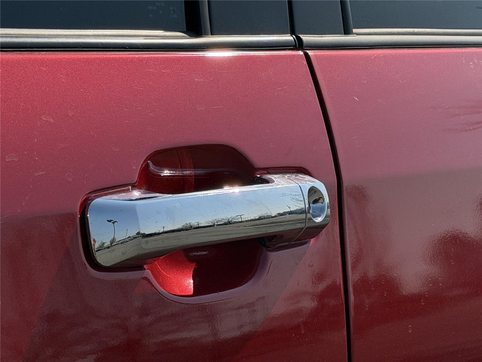 Used 2017 Barcelona Red Metallic Toyota Platinum image 34