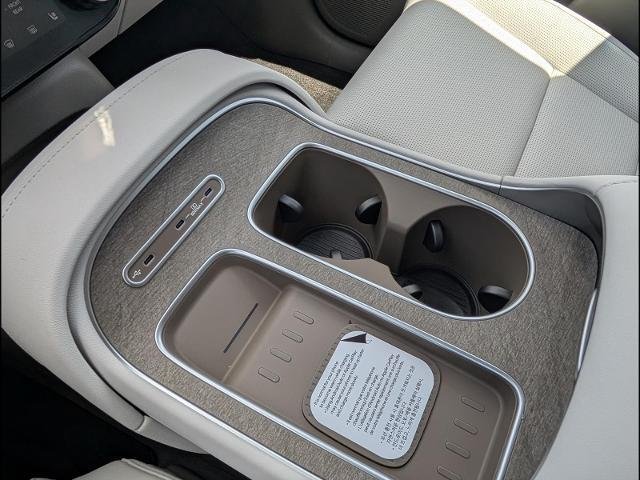 New 2026 Titan Green Hyundai Limited AWD image 17