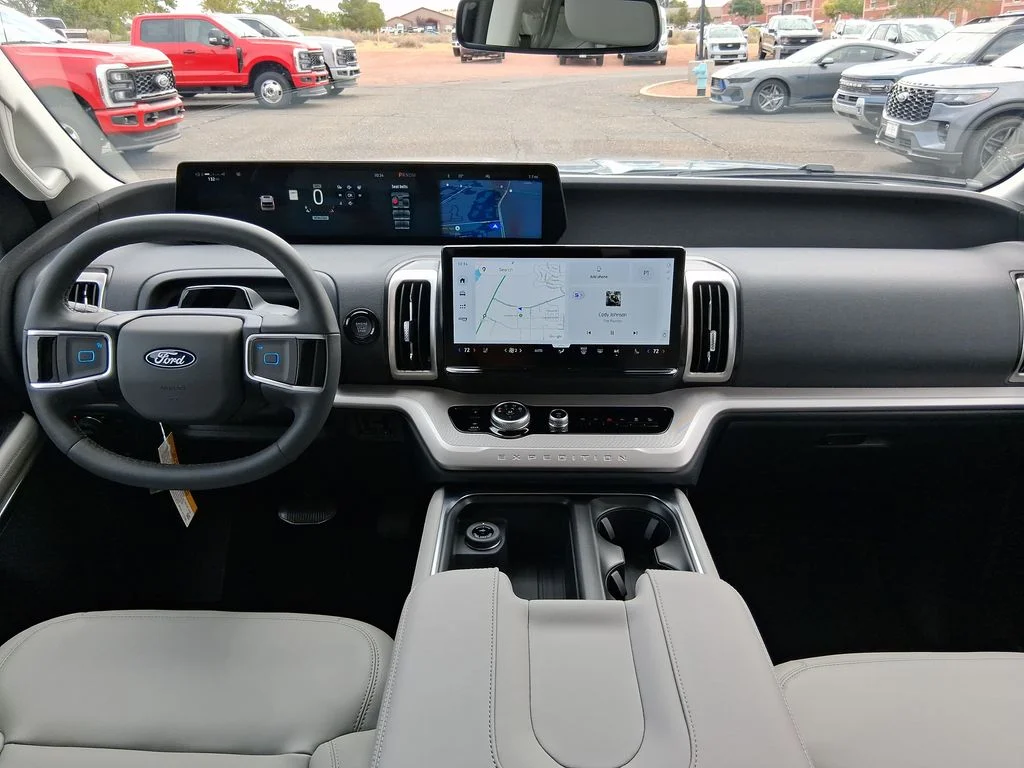 New 2027 Glacier Gray Metallic Tri-Coat Ford MAX Active image 12