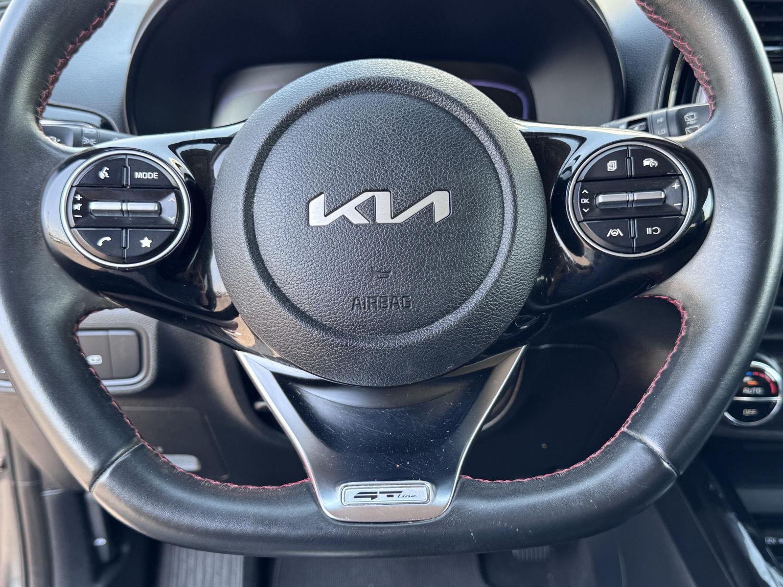Used 2023 Gravity Gray Kia GT-Line image 29