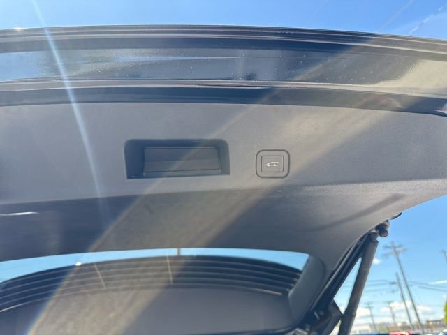 2026 GMC Acadia Elevation - Photo 11