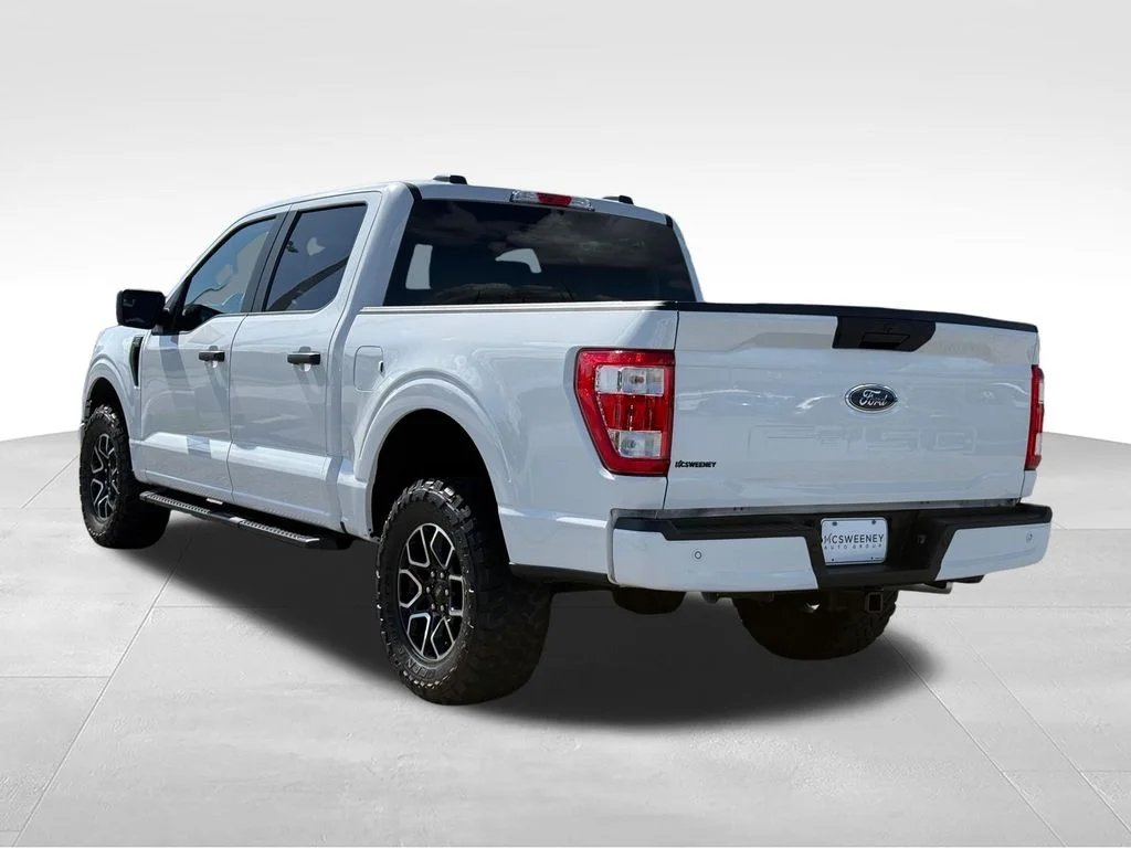 Used 2023 White Ford XL image 3