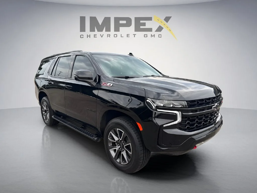 Used 2023 Black Chevrolet Z71 image 7