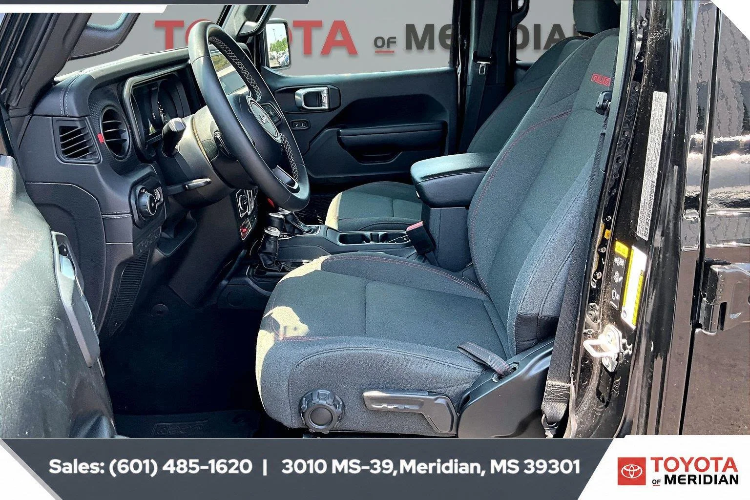Used 2025 Black Clearcoat Jeep Rubicon image 18