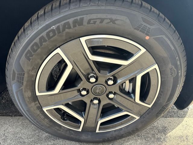 New 2026 Silver Zynith Clear-Coat Exterior Paint Jeep Limited image 30
