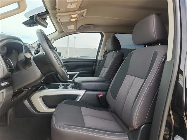 Used 2024 Black Nissan SV (A9) 4x4 Crew Cab 6.5 ft. box 151.6 in. WB image 11