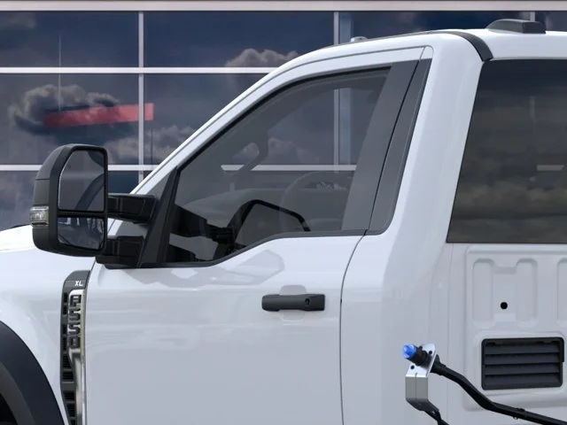 New 2026 Oxford White Ford XL image 20