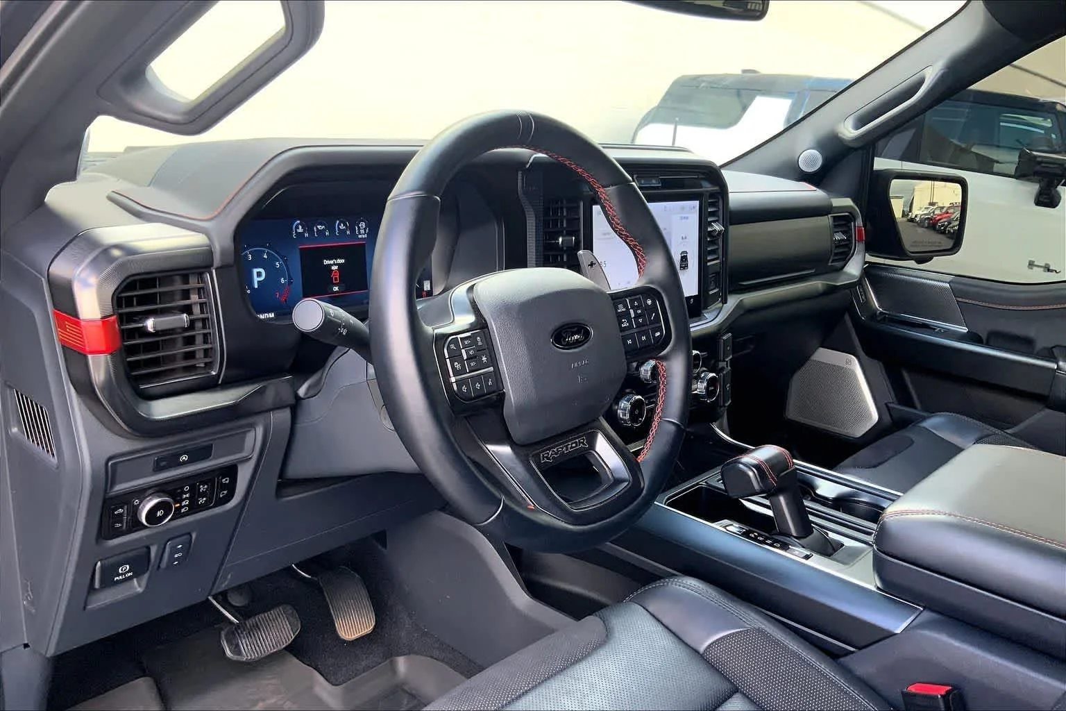 Used 2025 Blk/black Ford Raptor image 2