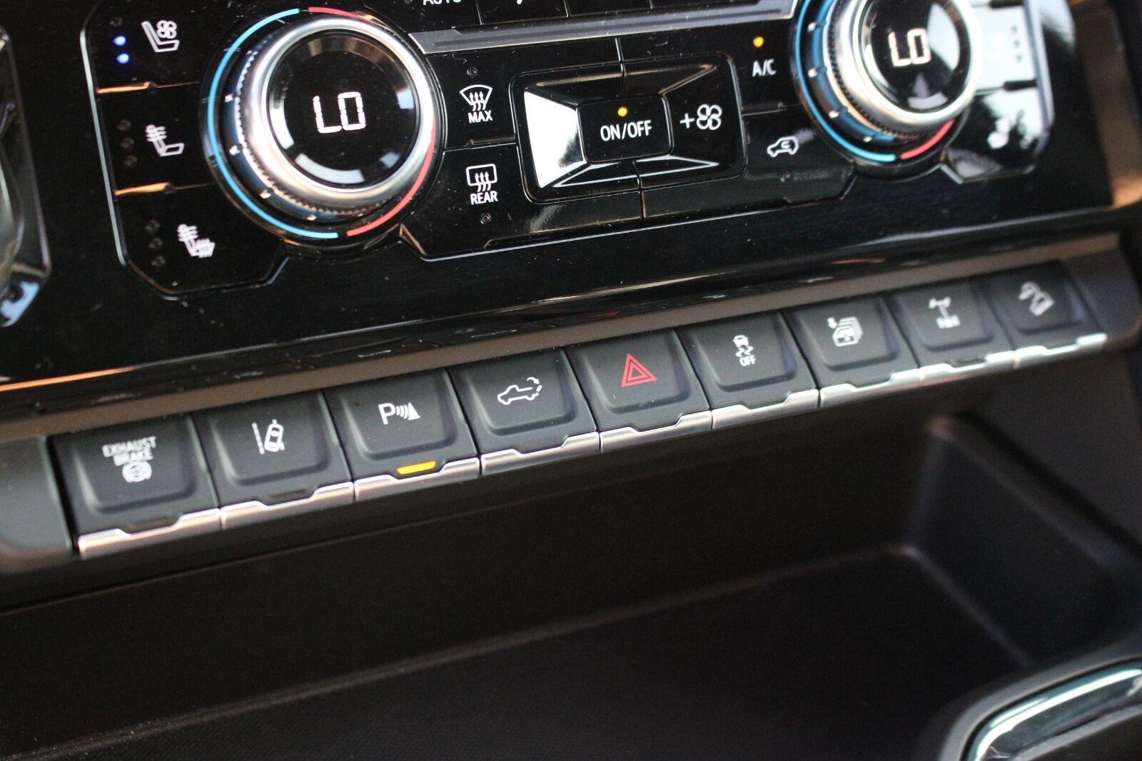Used 2026 Onyx Black GMC AT4X image 29