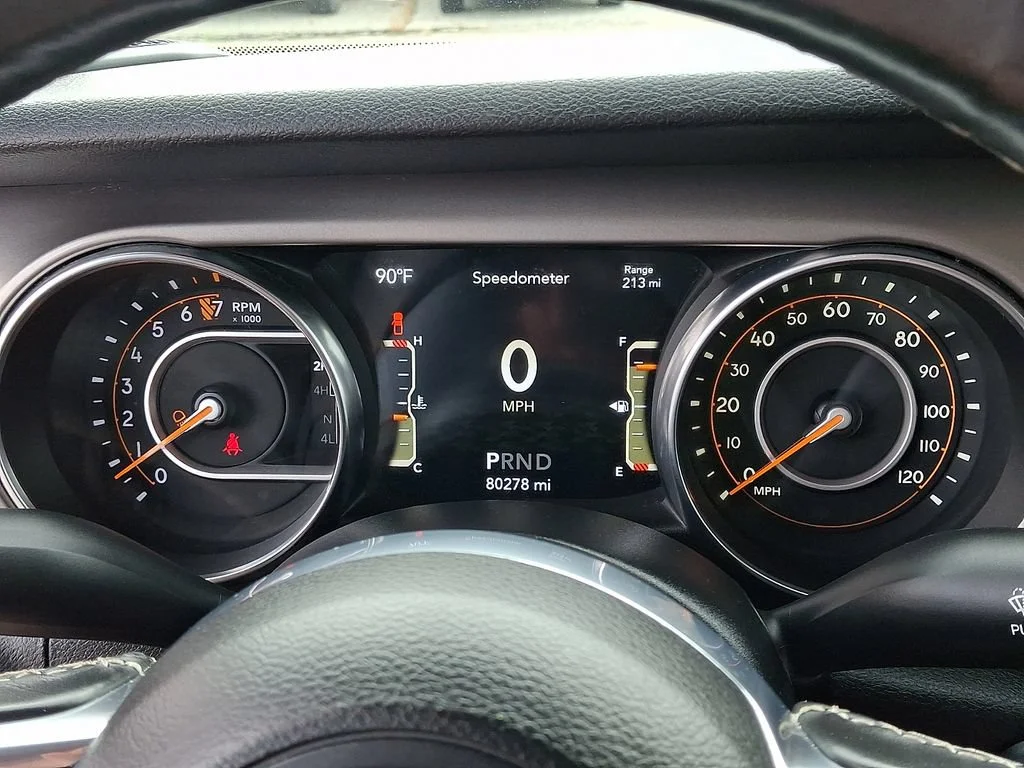 Used 2020 Granite Crystal Metallic Clearcoat Jeep Sport S image 26