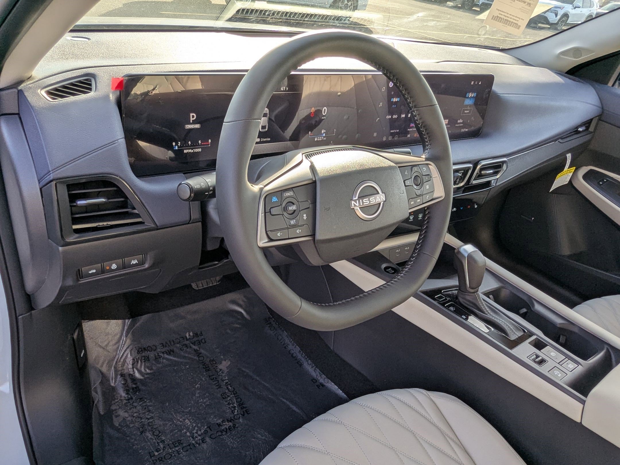 New 2026 Aspen White Tricoat Nissan SL image 10