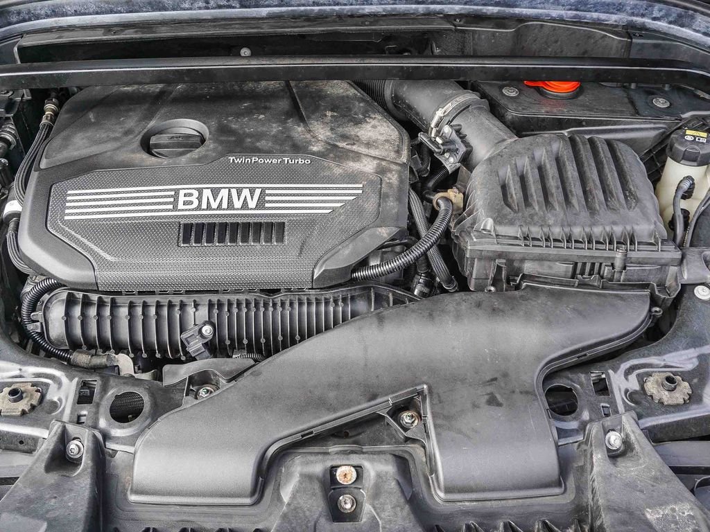 Used 2021 Gray BMW sDrive28i image 26