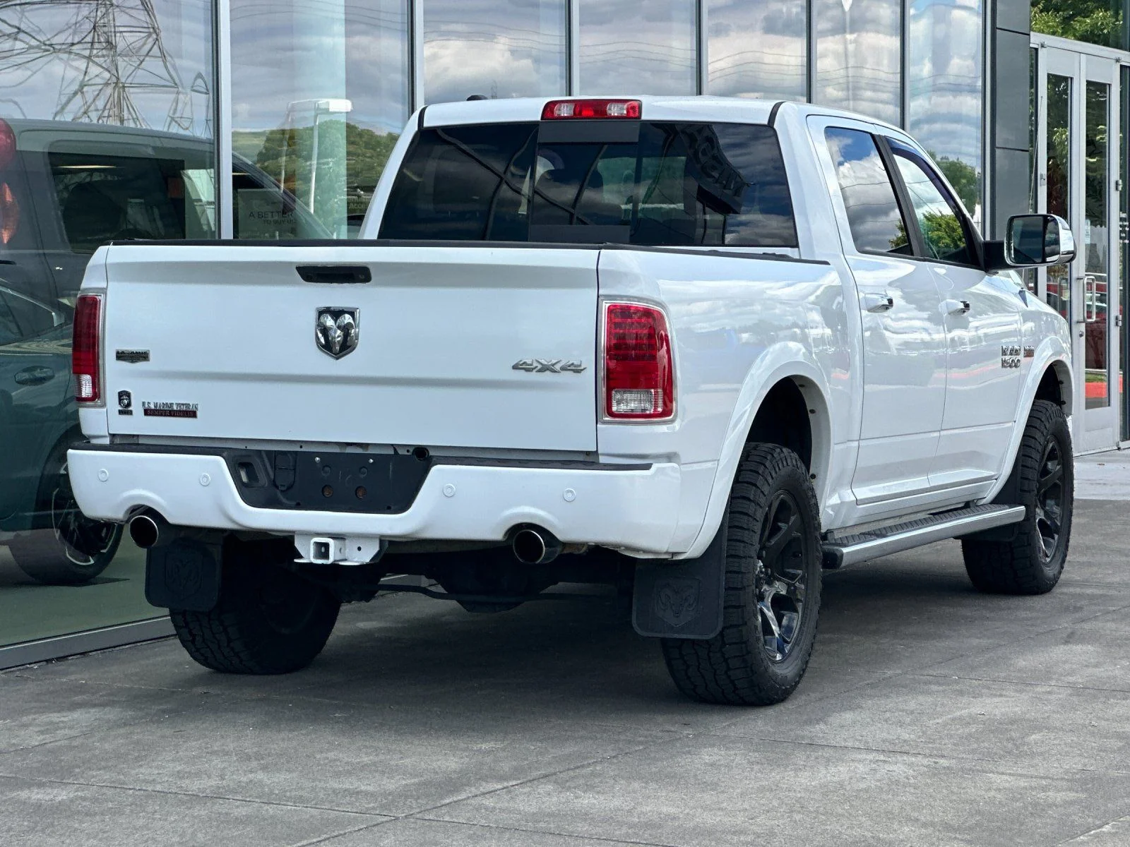 Used 2014 Bright White Clearcoat Ram Laramie image 3