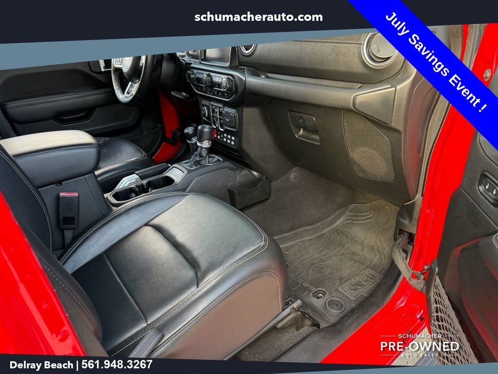 Used 2022 Red Jeep Unlimited Sahara image 16