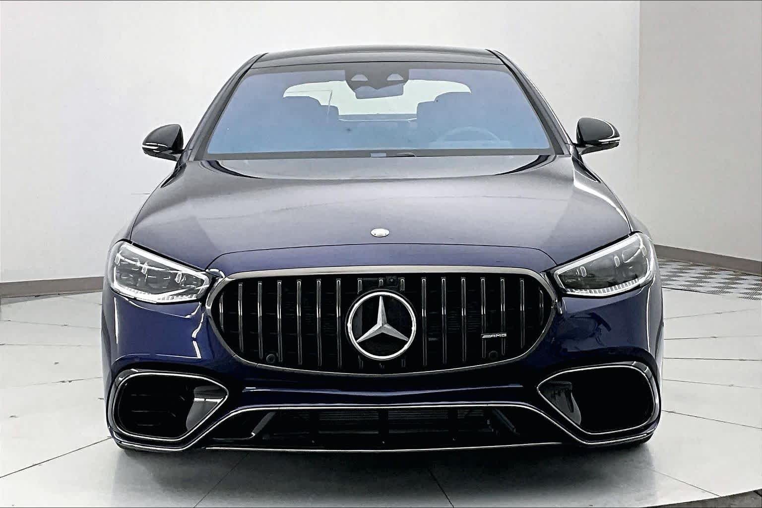 New 2026 MANUFAKTUR Signature Mystic Blue Metallic Mercedes-Benz AMG® S 63 E 4MATIC Sedan image 6