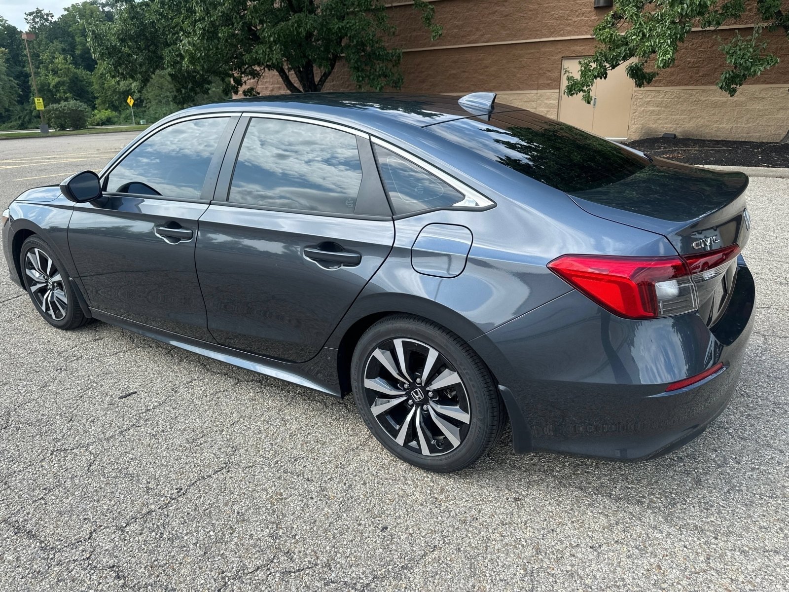 Certified Used 2024 Meteorite Gray Metallic Honda EX image 16