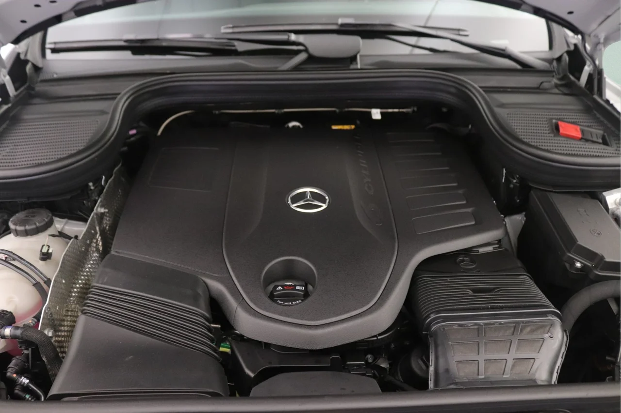 New 2026 Silver Mercedes-Benz 350 4MATIC® image 9