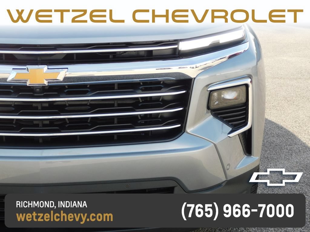 2027 Chevrolet Traverse LT - Photo 9