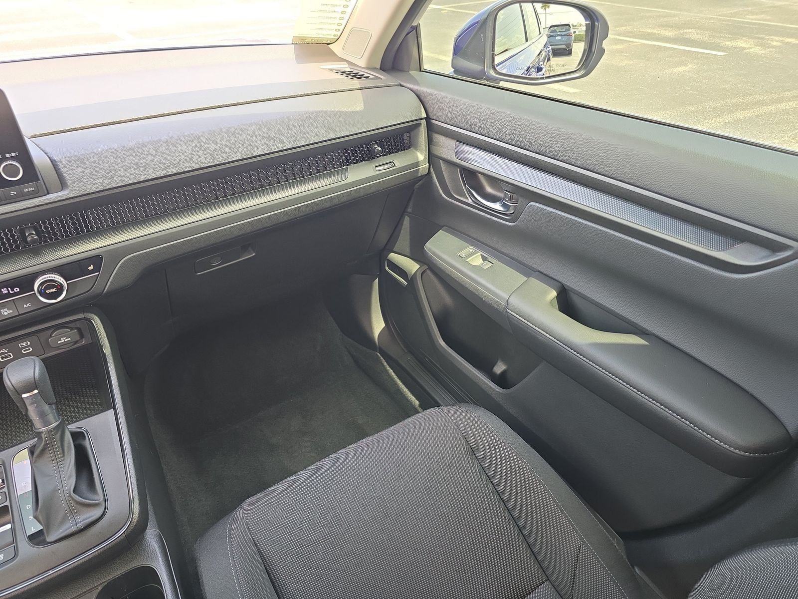 2025 Honda CR-V EX - Photo 12