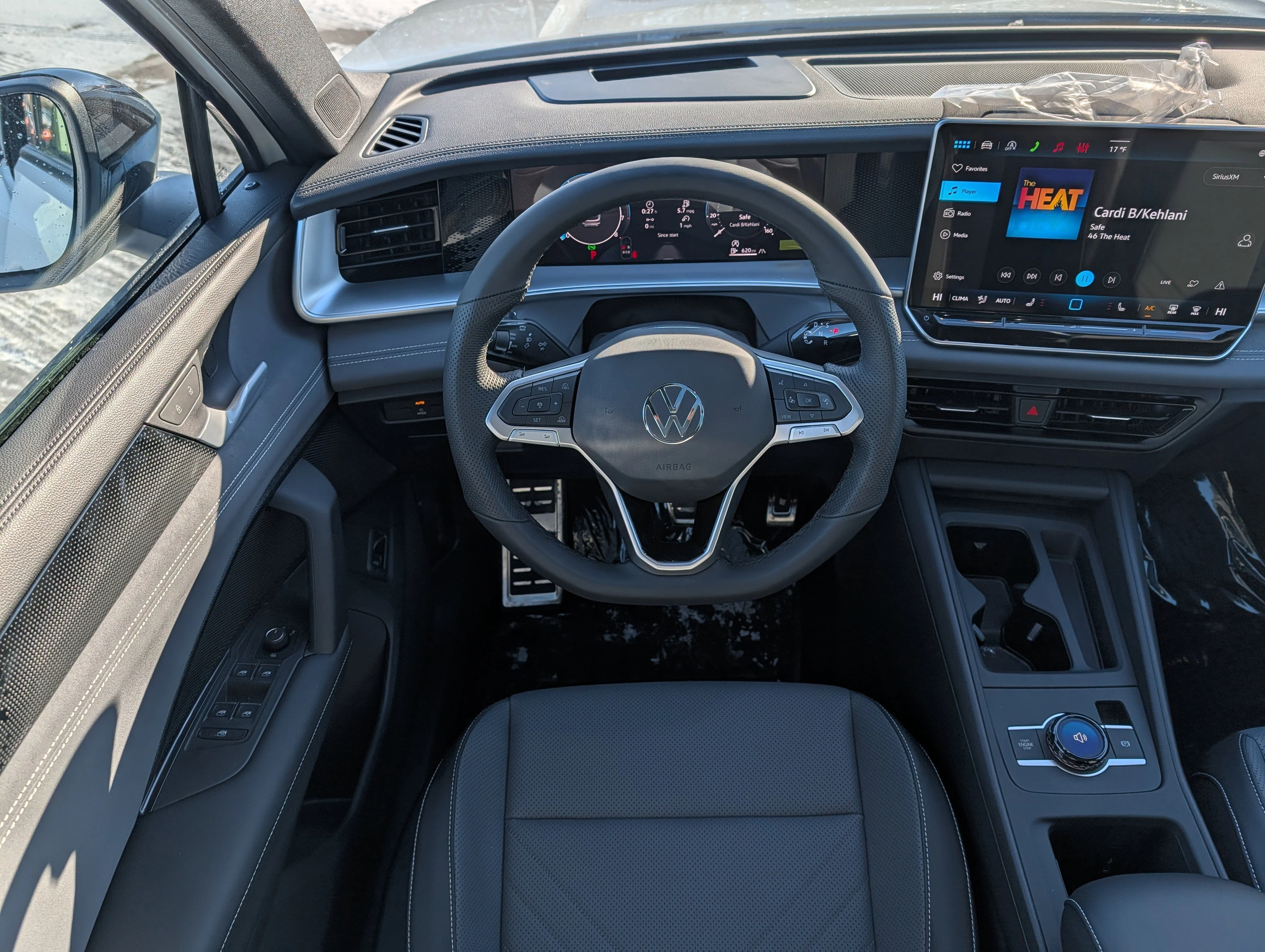 2026 Volkswagen Tiguan SE R-LINE BLACK - Photo 7