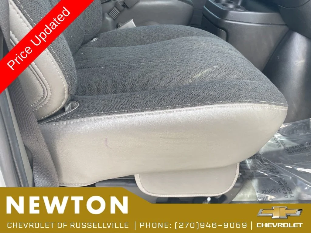 Certified Used 2024 Summit White Chevrolet Work Van image 16