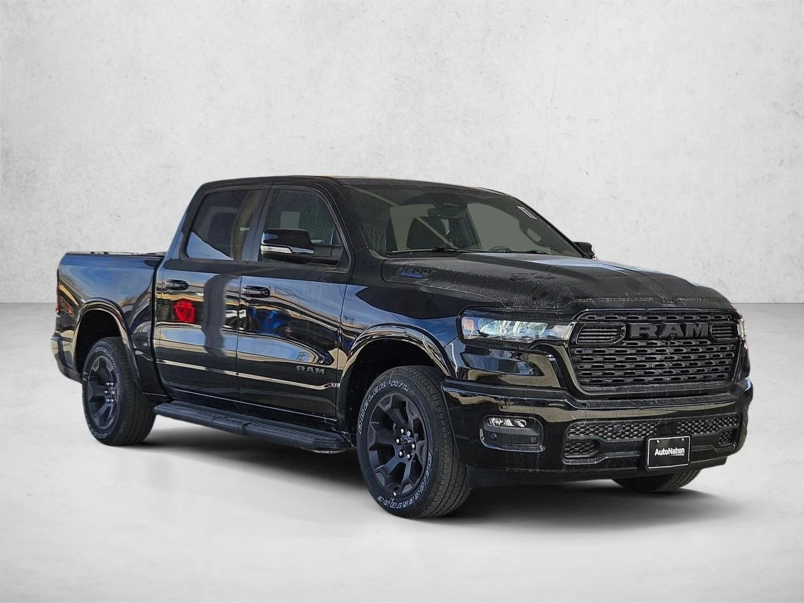 New 2026 Diamond Black Crystal Pearl-Coat Exterior Paint RAM Lone Star image 7