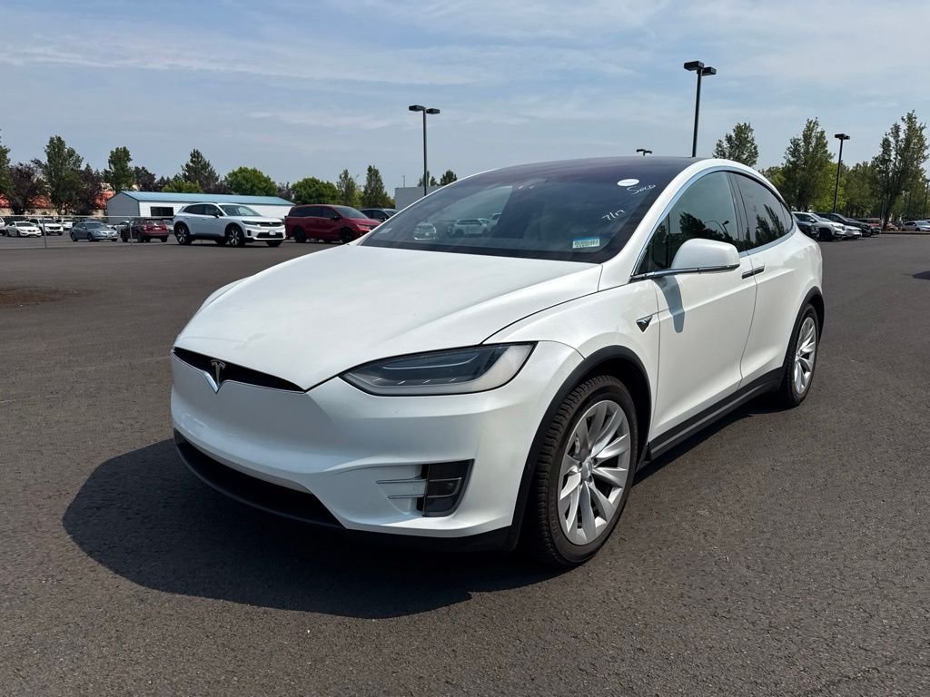Used 2019 Pearl White Multi-Coat Tesla Long Range image 3