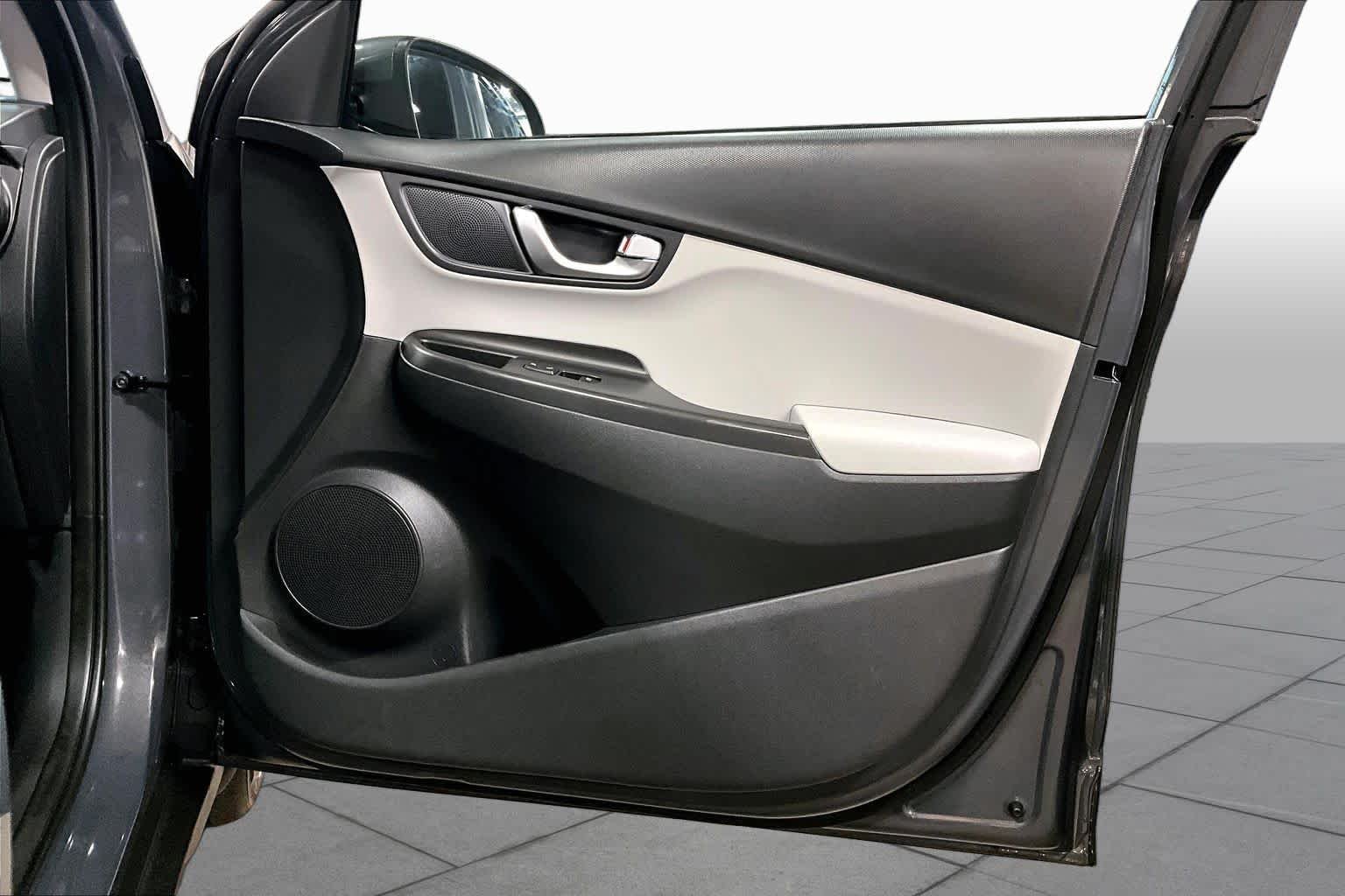 Used 2023 Ecotronic Gray Hyundai SEL image 43