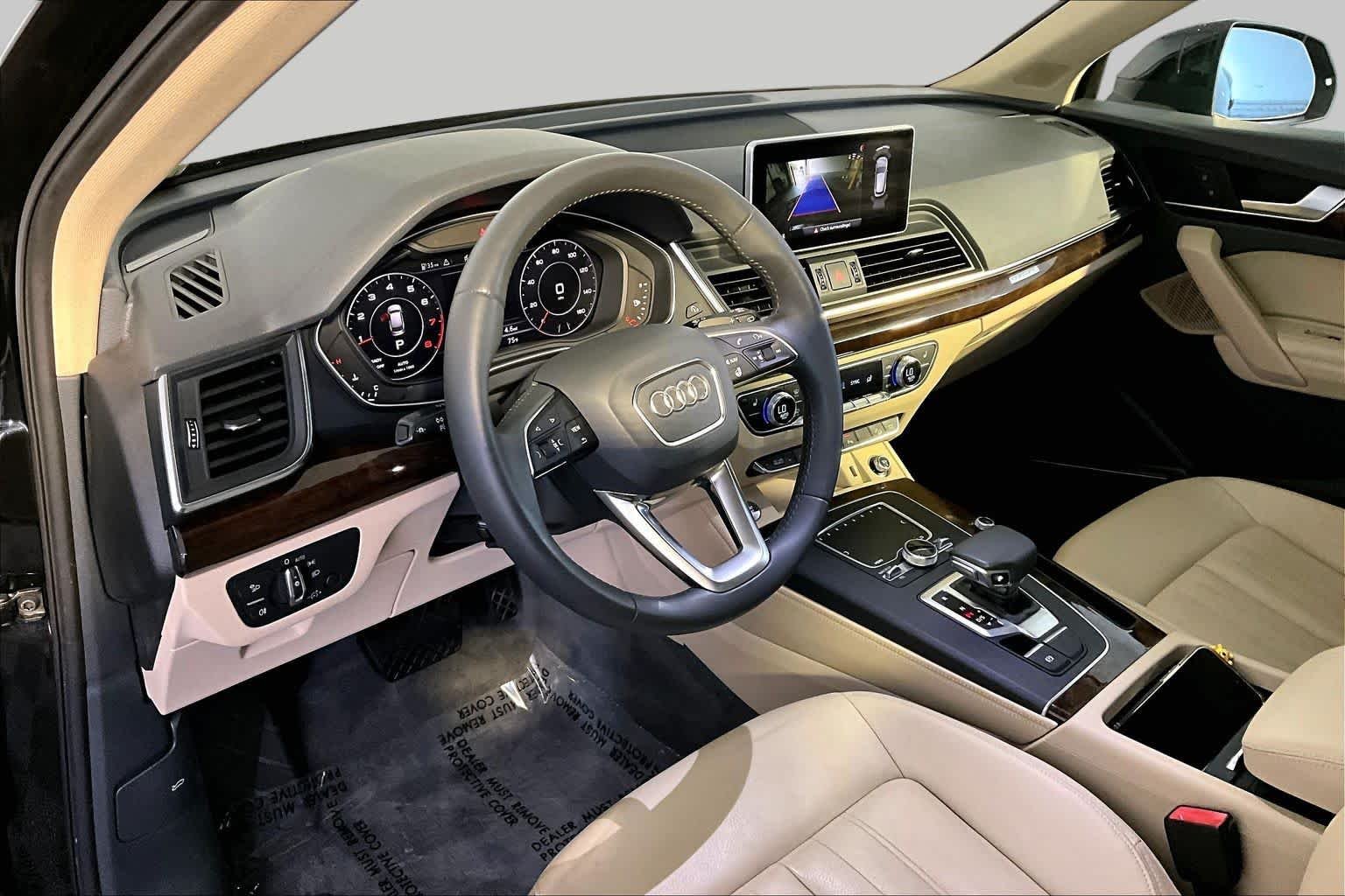 Used 2020 Mythos Black Metallic Audi Premium Plus image 18