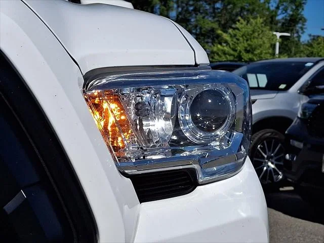 Certified Used 2023 ICE CAP Toyota  image 12