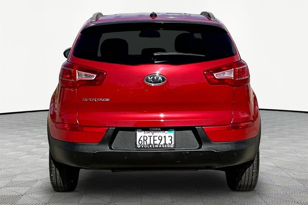 Used 2011 Red Kia LX image 5