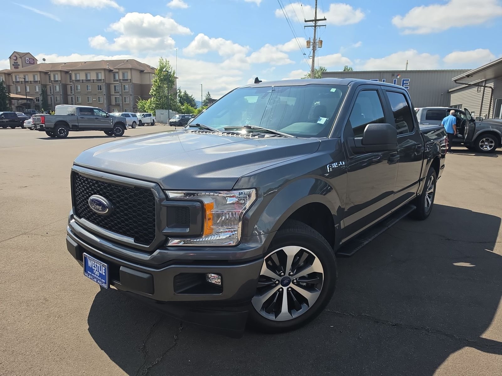 2020 Ford F-150 XL SuperCrew 5-1/2 Box's photo