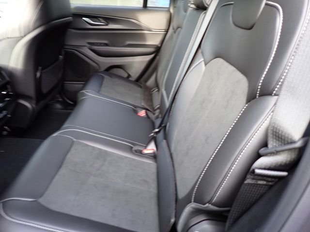 2025 Jeep Grand Cherokee Altitude - Photo 12