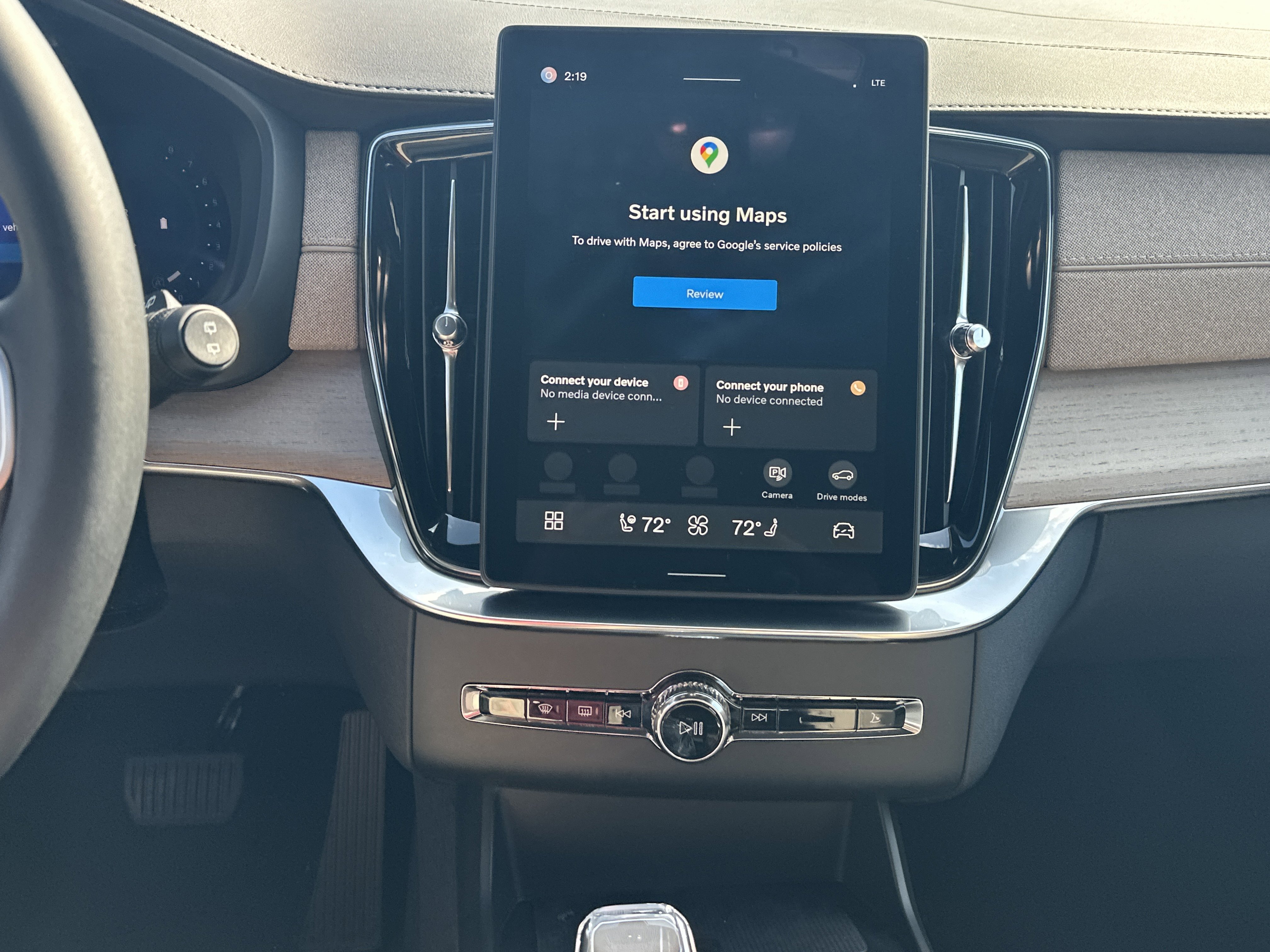 2026 Volvo XC90 Plus - Photo 18