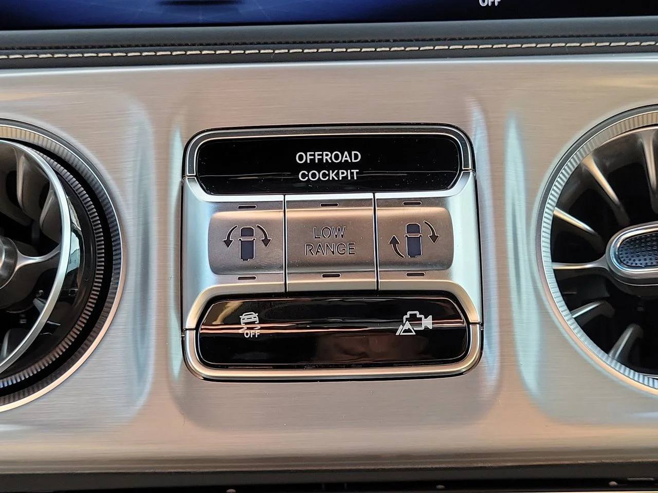 New 2027 Twilight blue Mercedes-Benz G 580 image 19