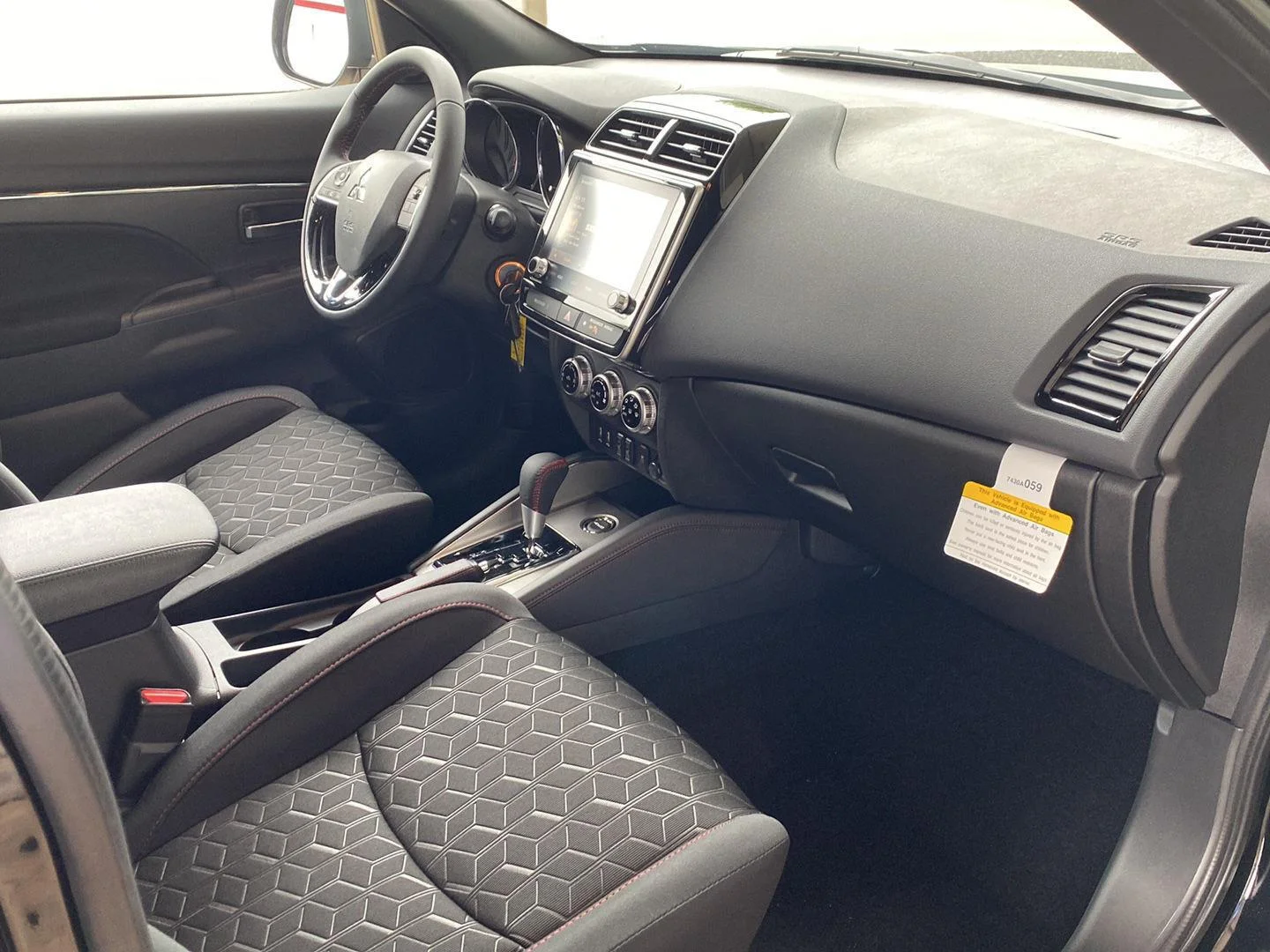 New 2026 Labrador Black Pearl Mitsubishi Trail Edition image 21