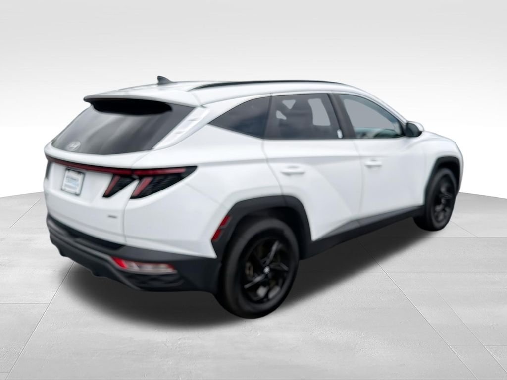Used 2023 White Hyundai SEL image 8
