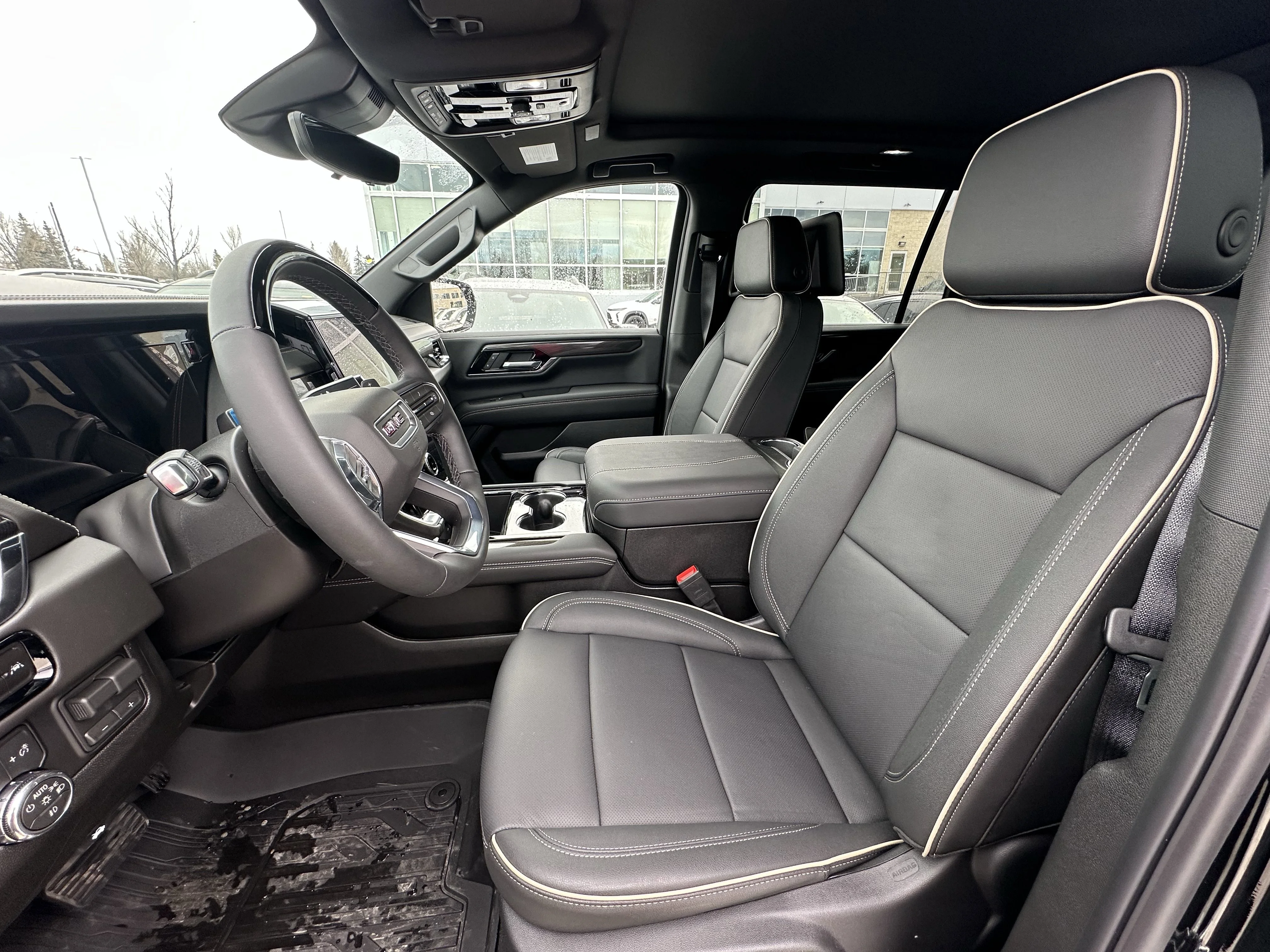 New 2026 Onyx Black GMC Elevation image 10